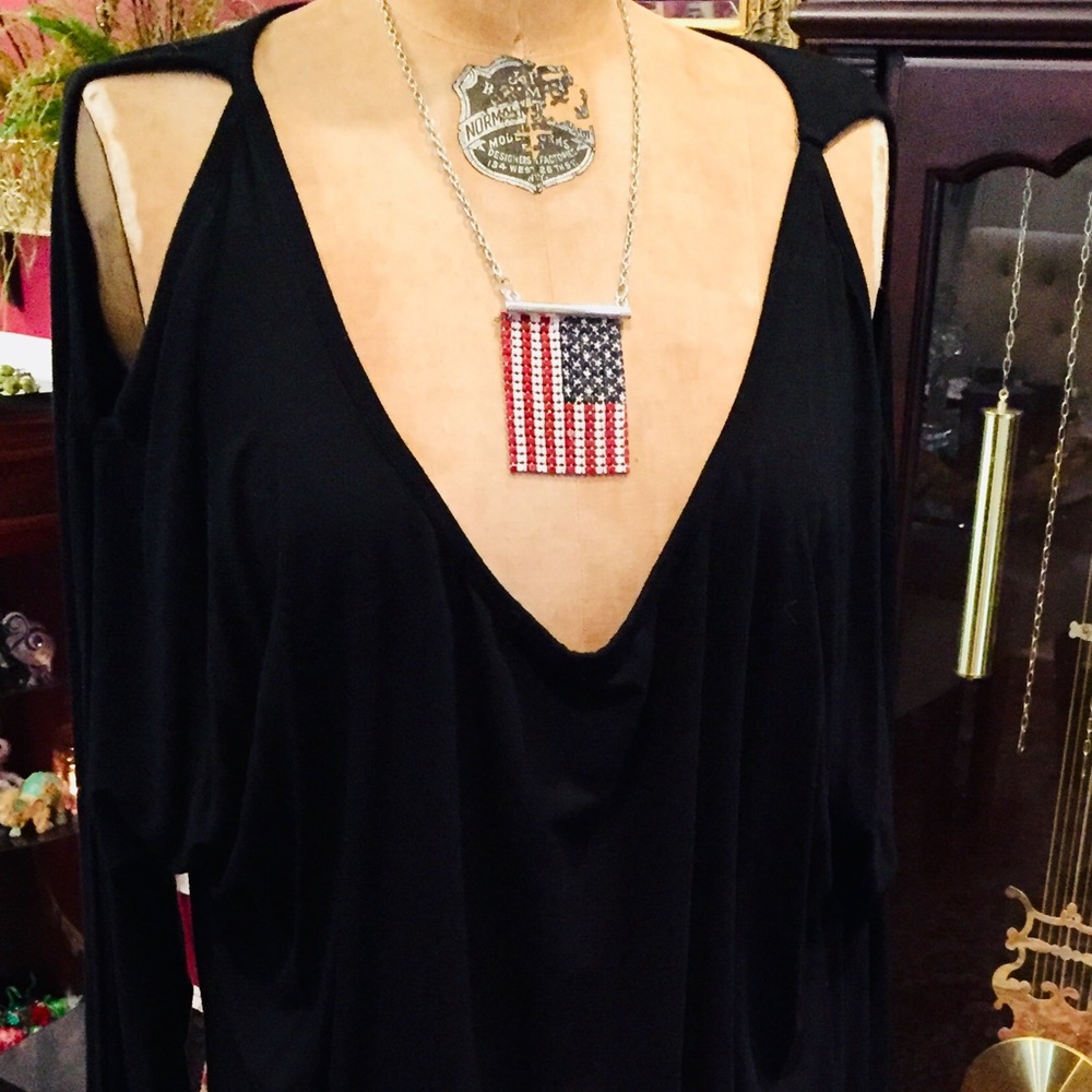 Cold-Shoulder black designer top/Sz. S/never worn